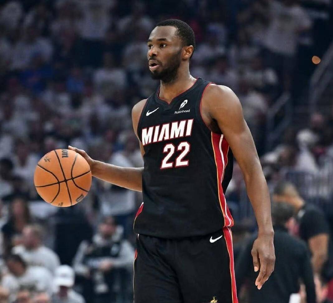 ag体育网址-洛杉矶快船迎CBA常规赛关键赛，关键时刻回应争议，目标明确，资深球员宣示担当